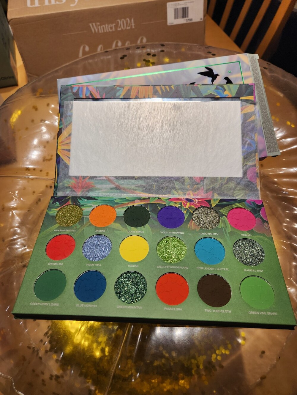 Nomad Bosque Nuboso de Monteverde Eyeshadow Palette